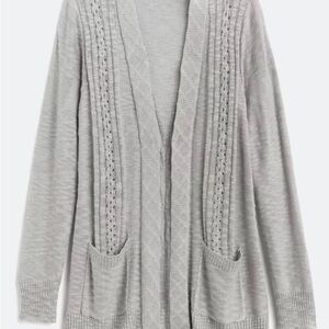 Elegant Gray Women's Cardigan